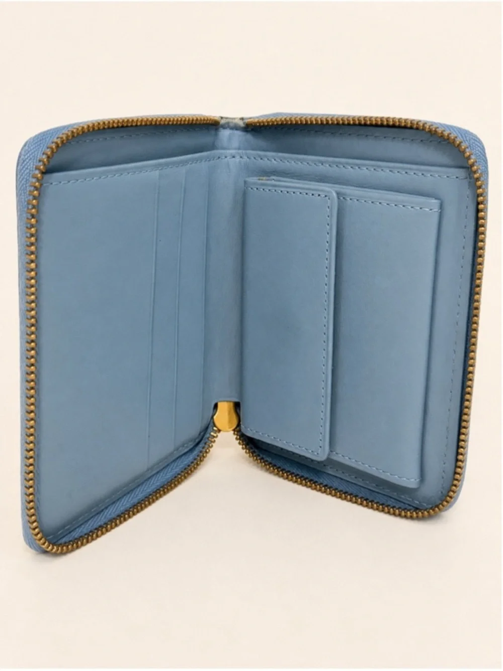 Louis Vuitton Black Monogram Vernis Zip Card Holder with Light Blue Trim